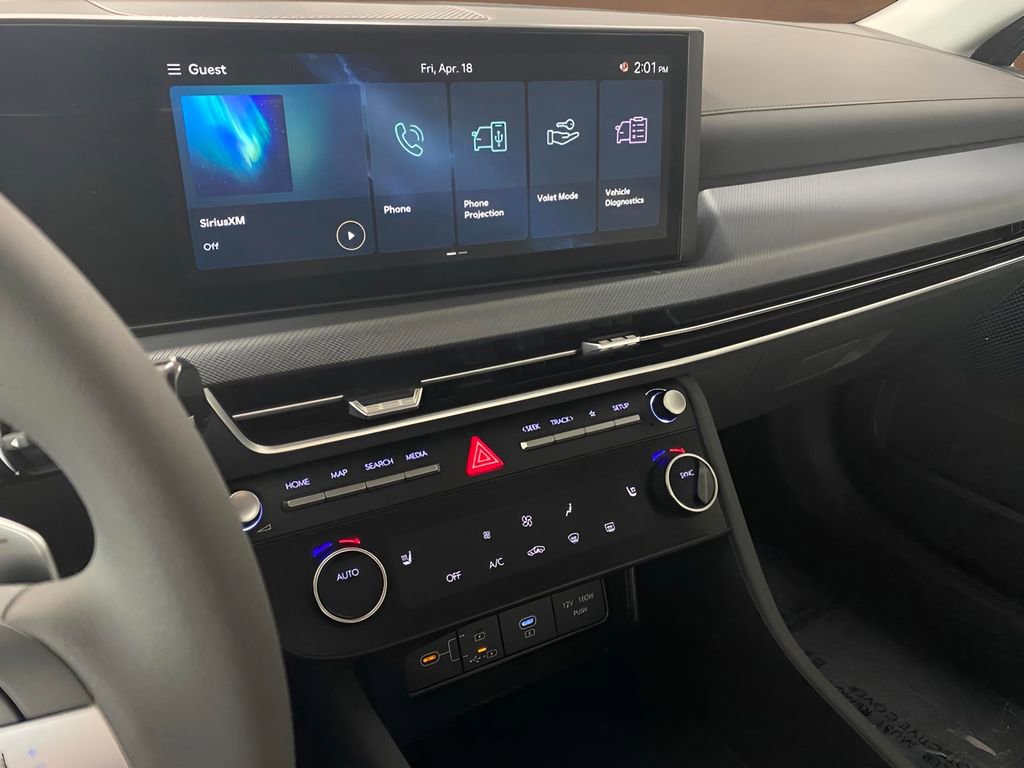 Certified 2025 Hyundai Sonata SEL AWD/4WD image 14