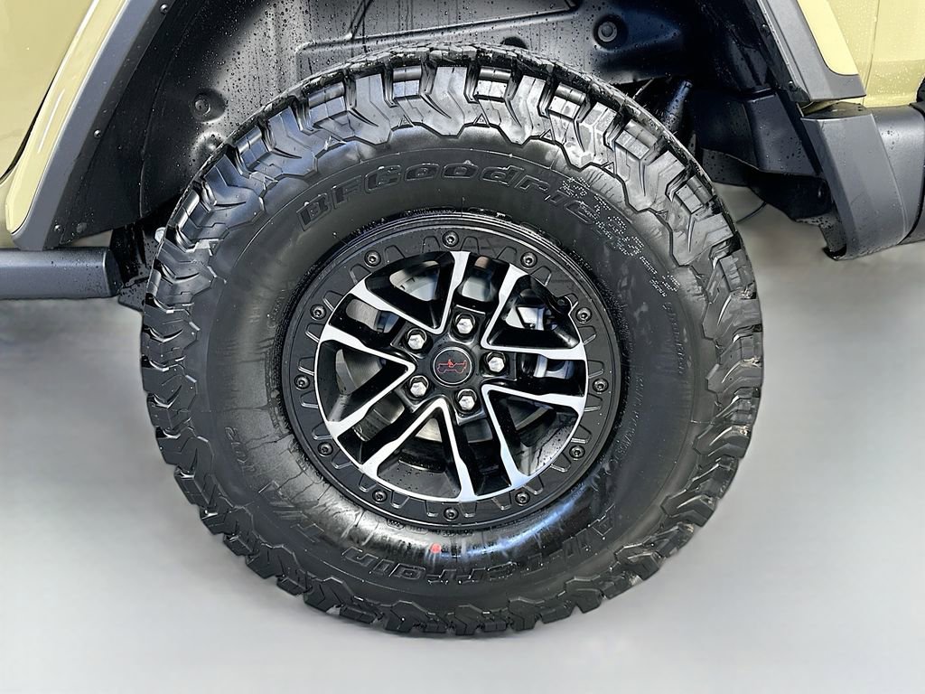 New 2026 Jeep Wrangler Unlimited Rubicon AWD/4WD image 16