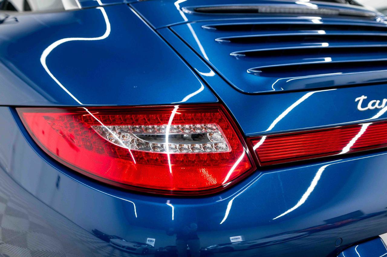 Used 2012 Porsche 911 Targa 4S AWD/4WD image 31
