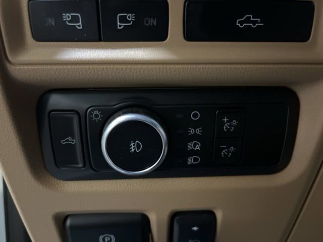 Used 2023 Ford F150 Lariat w/ Equipment Group 502A High image 16