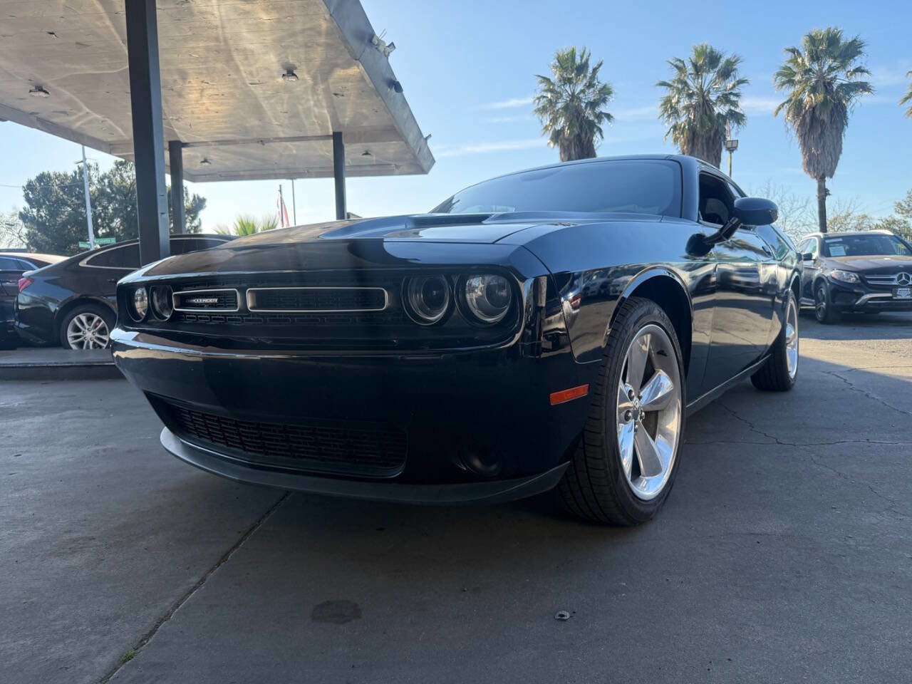 Used 2018 Dodge Challenger SXT w/ Sound Group image 2