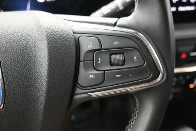 Used 2025 Buick Encore GX Preferred AWD/4WD image 18