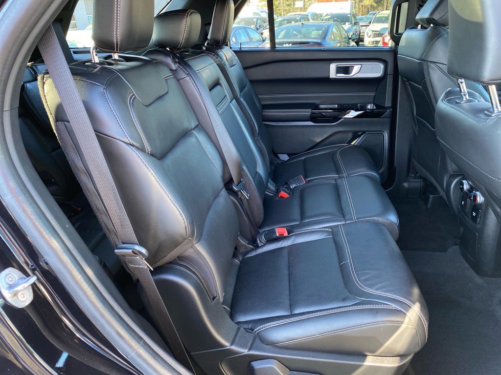 Used 2022 Ford Explorer ST w/ ST Street Pack image 26
