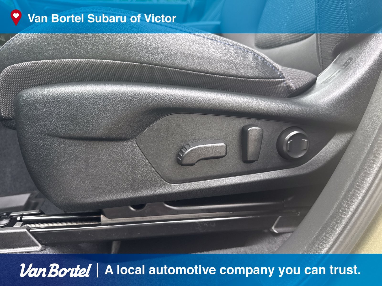 Certified 2025 Subaru Forester Premium AWD/4WD image 13