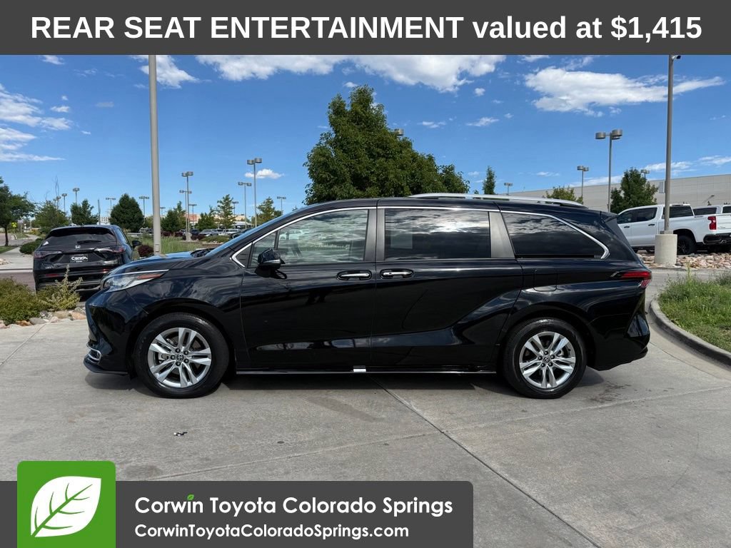 Used 2022 Toyota Sienna Limited AWD/4WD image 5