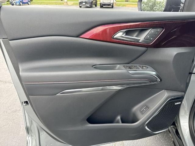 New 2026 Chevrolet Traverse RS w/ LPO, Floor Liner Package AWD/4WD image 22