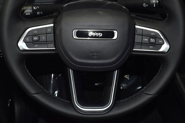 New 2026 Jeep Compass Latitude w/ Sun and Sound Group image 23