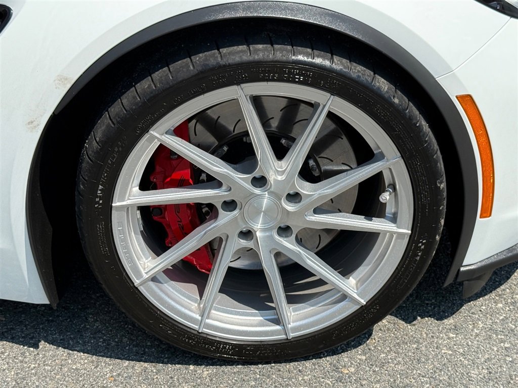 Used 2016 Chevrolet Corvette Z06 w/ 3LZ Preferred Equipment Group image 33