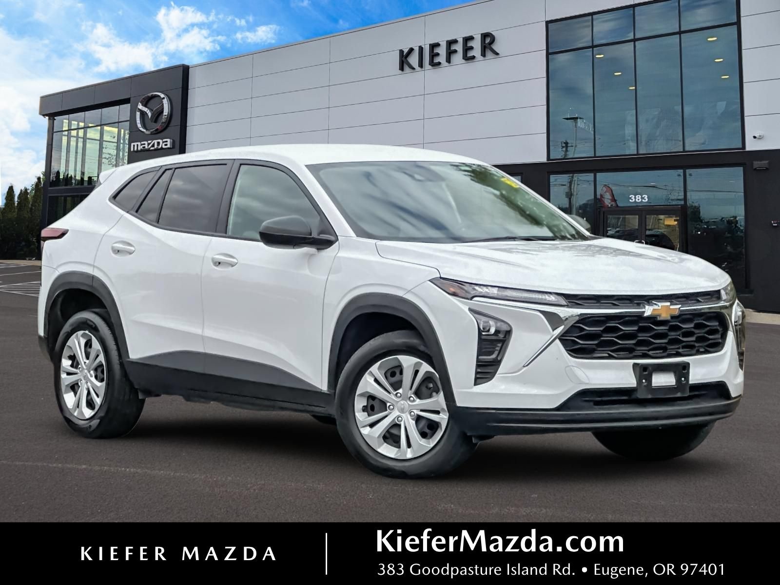 Used 2025 Chevrolet Trax LS
