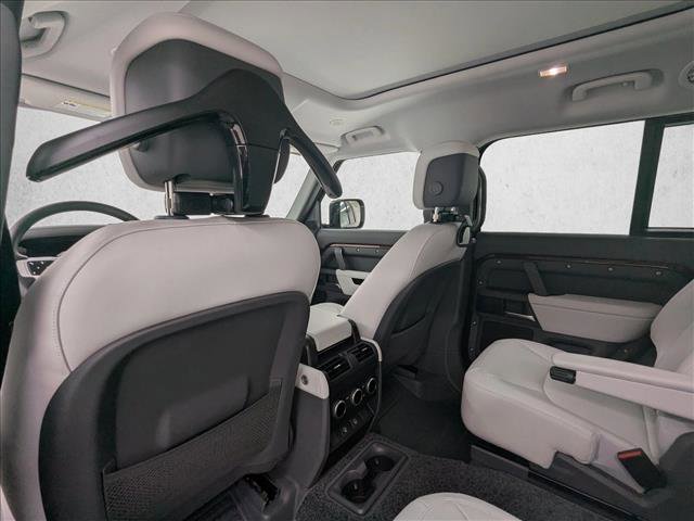 New 2025 Land Rover Defender 130 S image 20