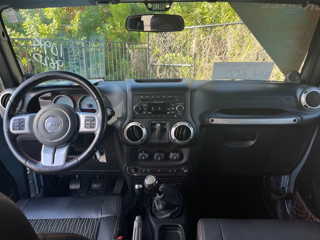 Used 2012 Jeep Wrangler Sahara image 8