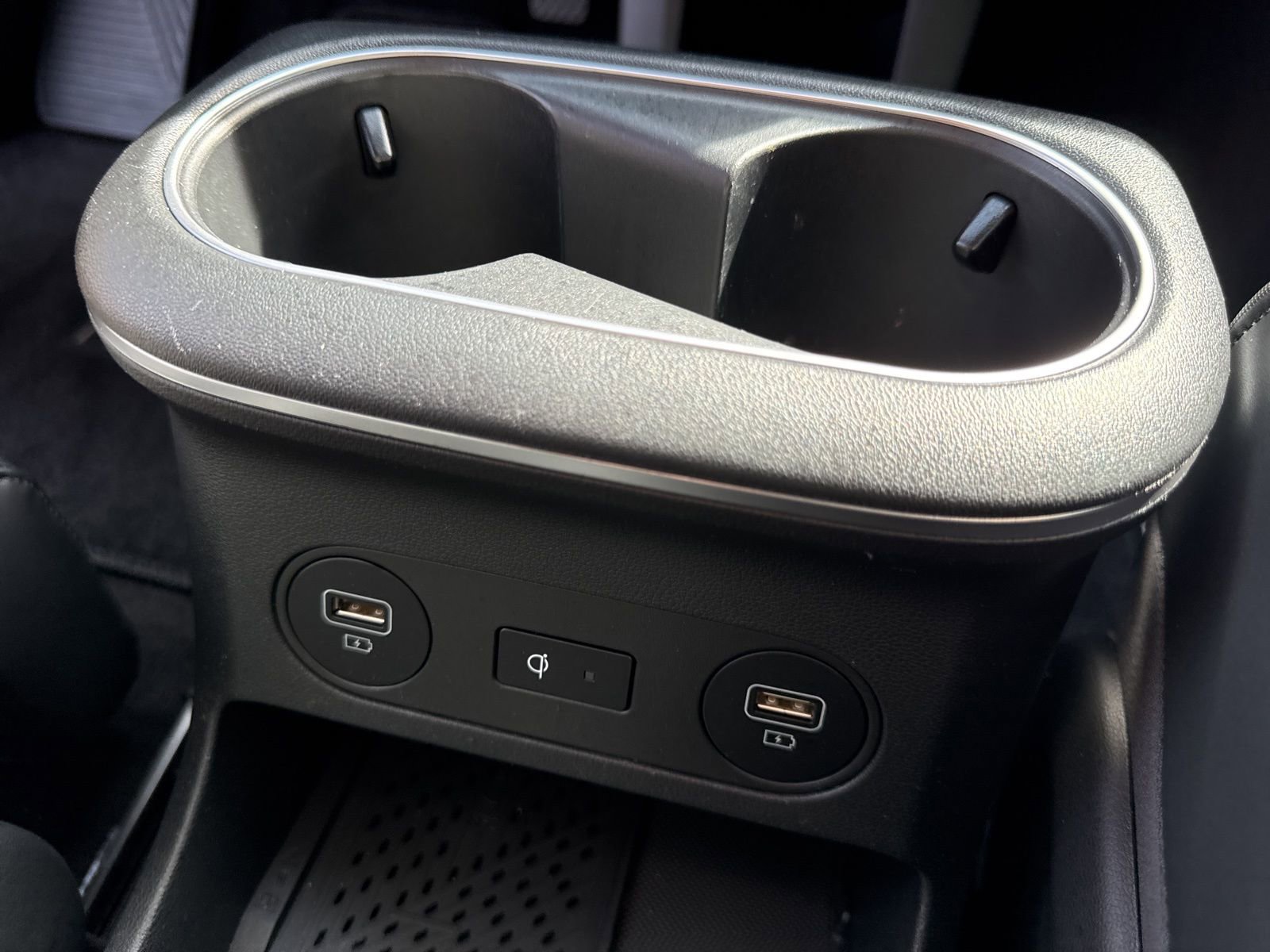 Certified 2023 Hyundai Ioniq 5 Limited w/ Cargo Package image 28