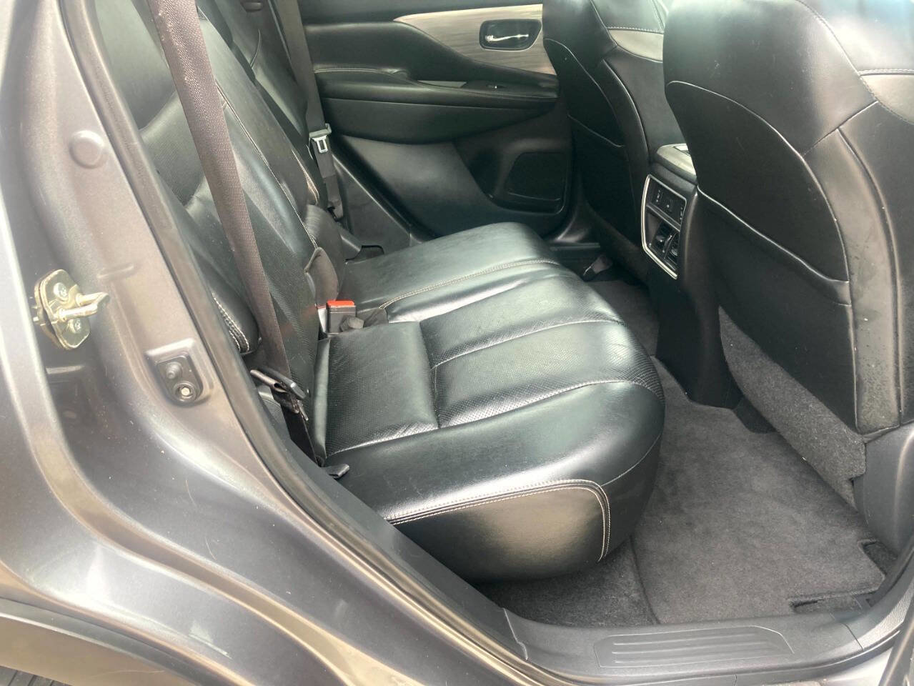 Used 2018 Nissan Murano Platinum w/ Cargo Package image 17