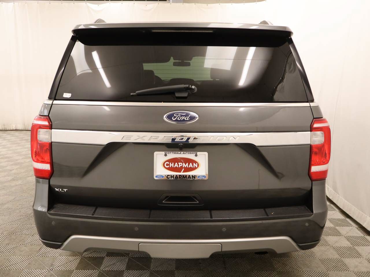 Used 2020 Ford Expedition XLT w/ Equipment Group 202A RWD image 5