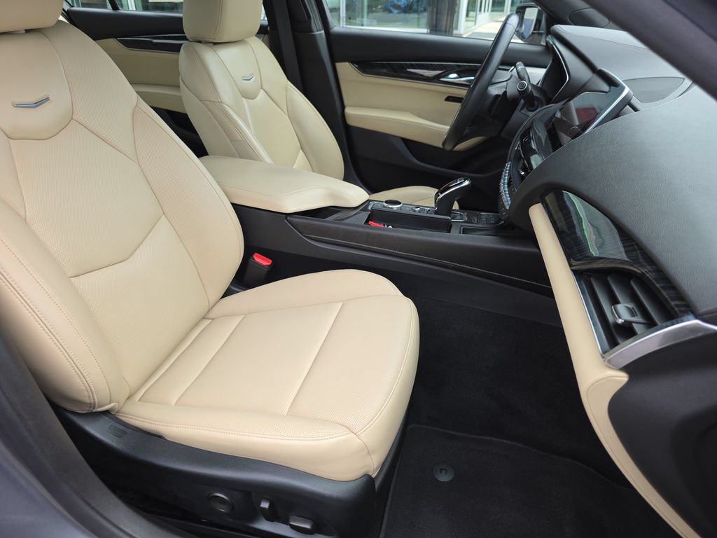 Used 2022 Cadillac CT5 Premium Luxury RWD image 35