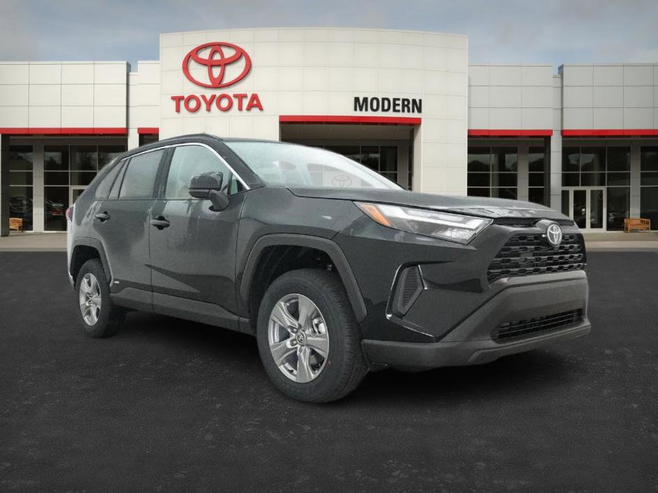 New 2025 Toyota RAV4 LE image 30