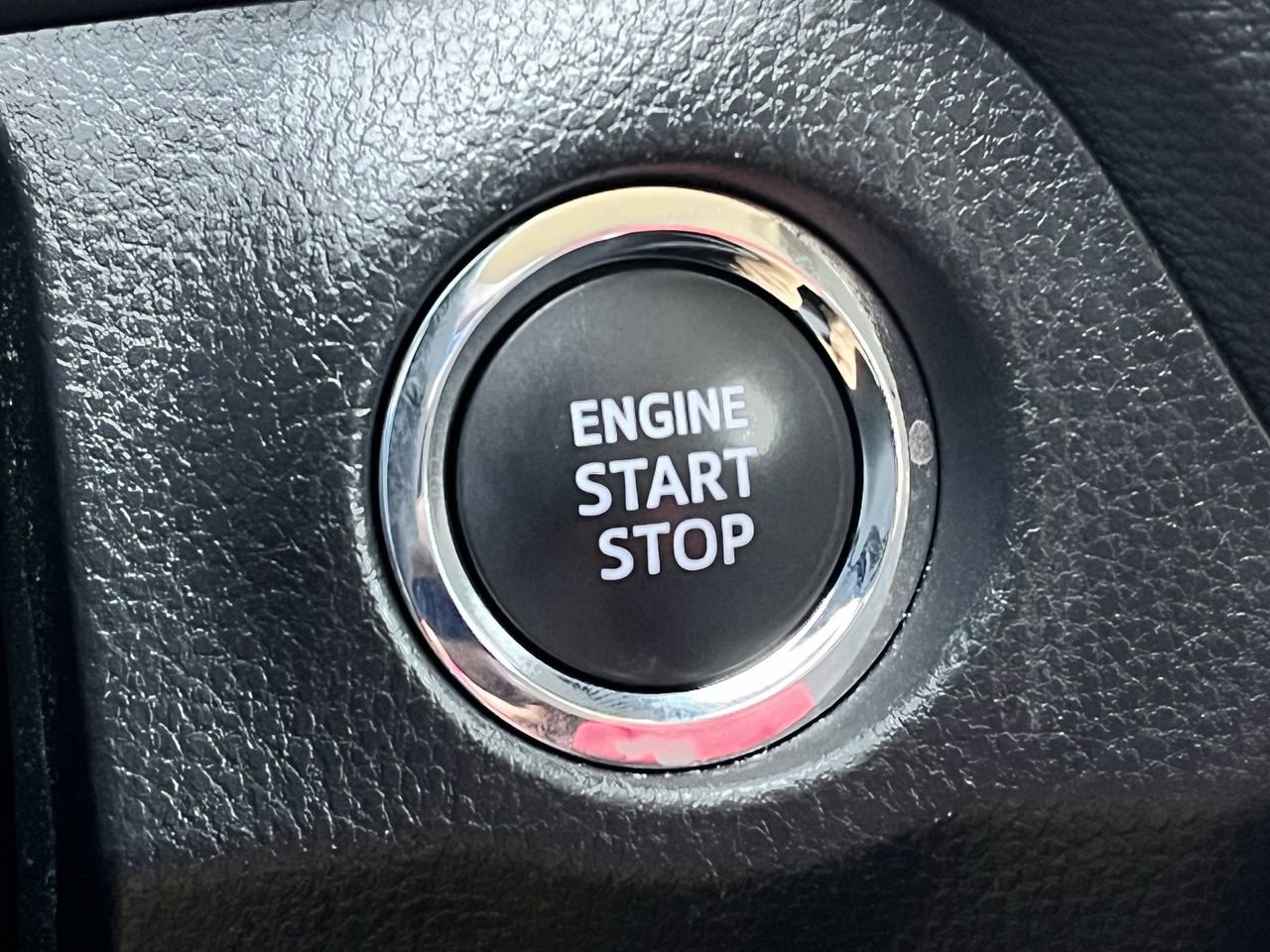 Used 2023 Toyota RAV4 XLE image 19