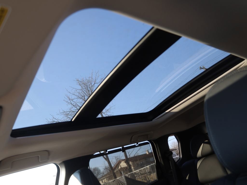 New 2025 Mitsubishi Outlander SEL image 31
