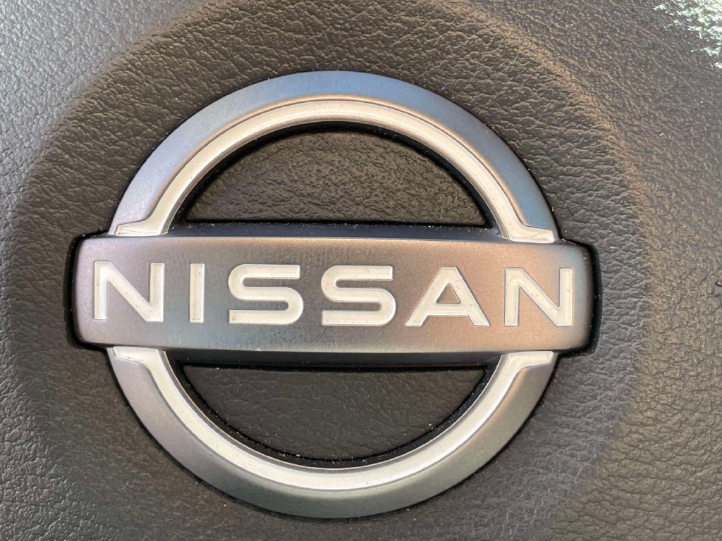 Used 2025 Nissan Sentra SV FWD image 32