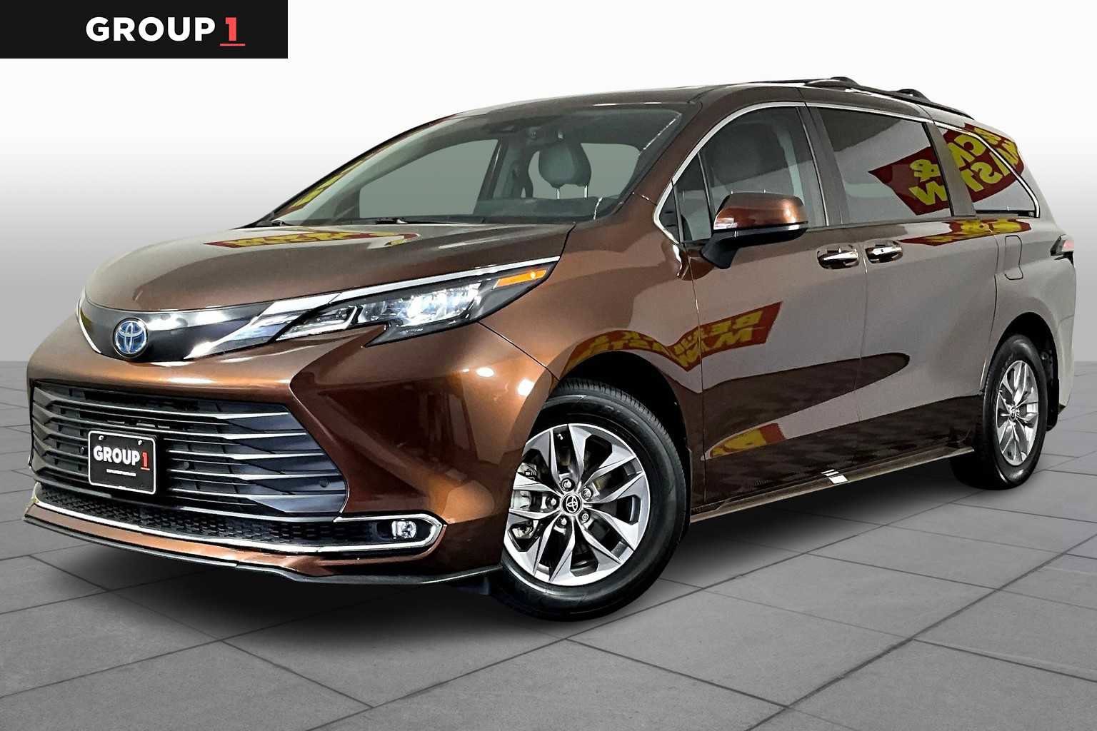 Used 2024 Toyota Sienna XLE