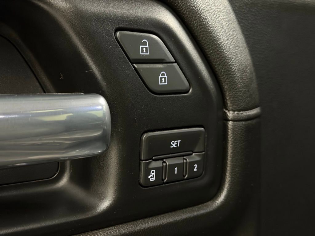 Certified 2019 GMC Sierra 1500 Denali w/ Denali Ultimate Package image 35