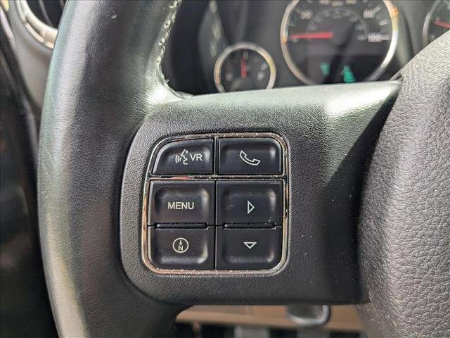 Used 2012 Jeep Wrangler Unlimited Rubicon w/ Connectivity Group AWD/4WD image 12