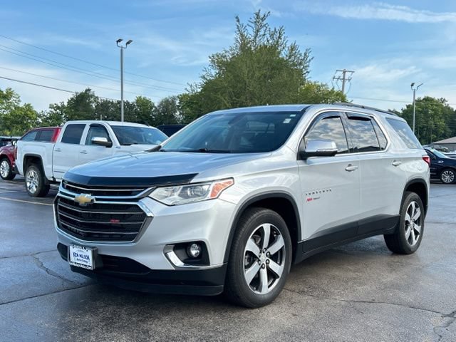 Used 2021 Chevrolet Traverse LT w/ LT Premium Package AWD/4WD image 5