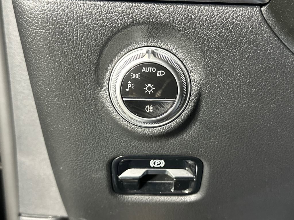 Certified 2024 Mercedes-Benz C 300 Sedan image 34