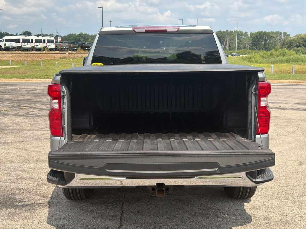 Used 2023 Chevrolet Silverado 1500 LT AWD/4WD image 36