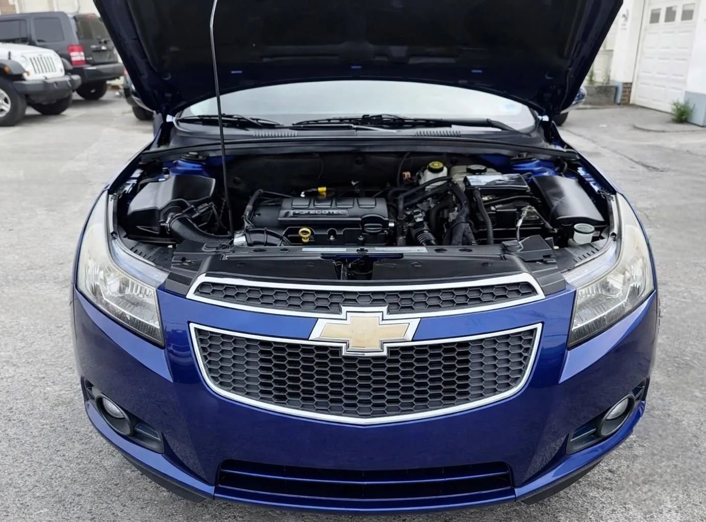 Used 2012 Chevrolet Cruze LTZ image 24