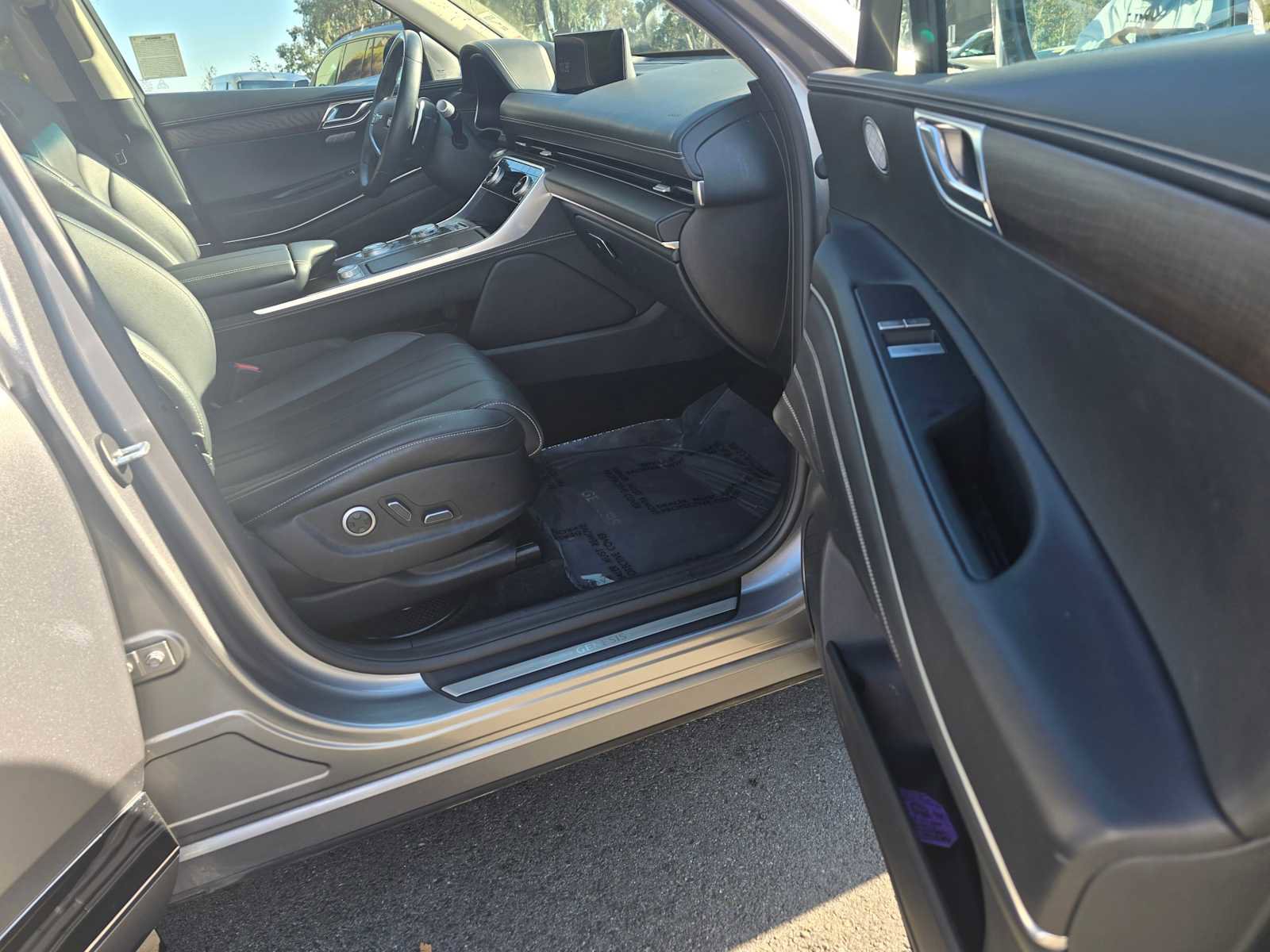 Used 2024 Genesis GV80 2.5T image 10