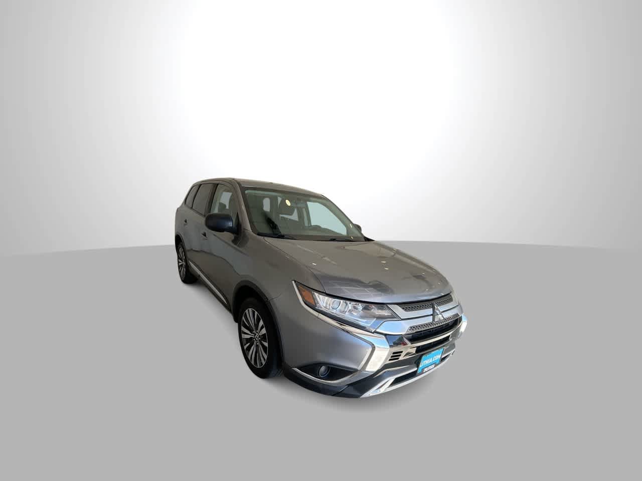 Used 2020 Mitsubishi Outlander ES AWD/4WD image 2