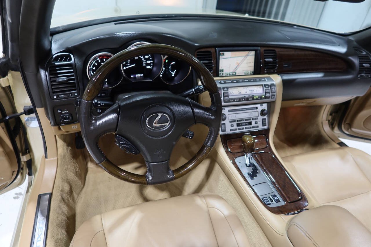Used 2006 Lexus SC 430 Convertible w/ Preferred Accessory Pkg RWD image 19