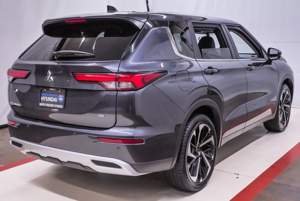 Used 2024 Mitsubishi Outlander SE image 6