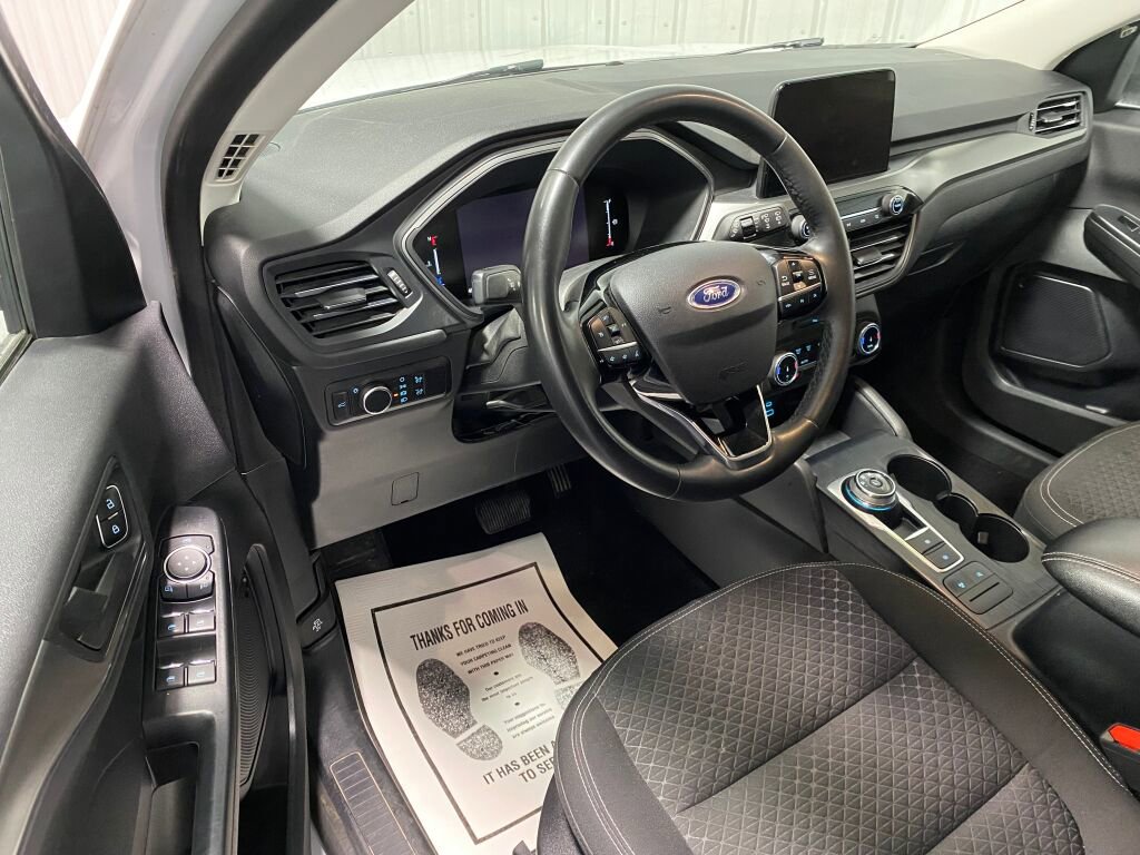 Used 2023 Ford Escape Active image 2