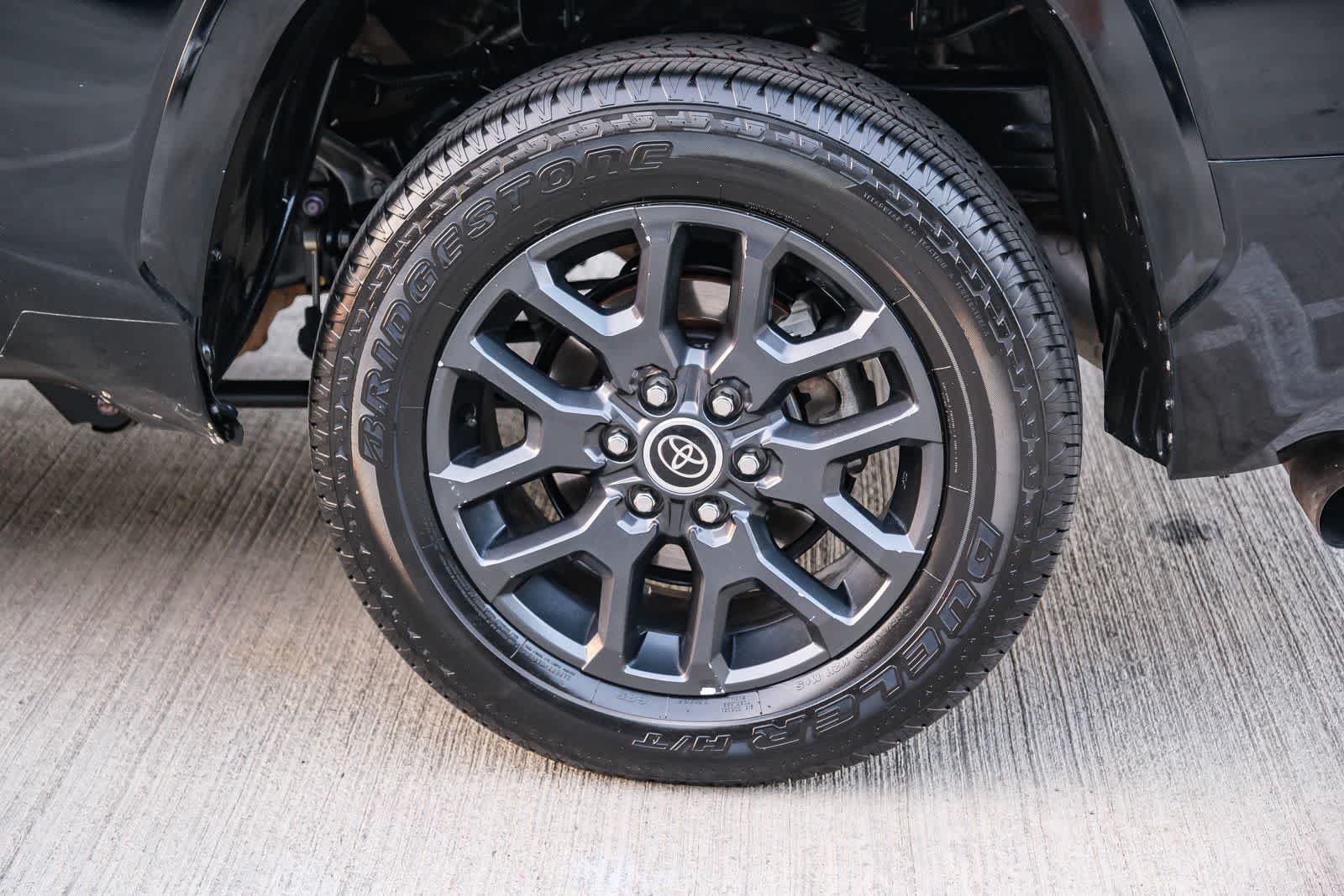 Used 2022 Toyota Tundra Platinum w/ Advanced Package RWD image 9