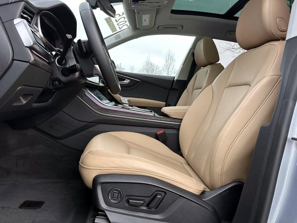 Certified 2025 Audi Q8 Premium Plus w/ Premium Plus Package image 26