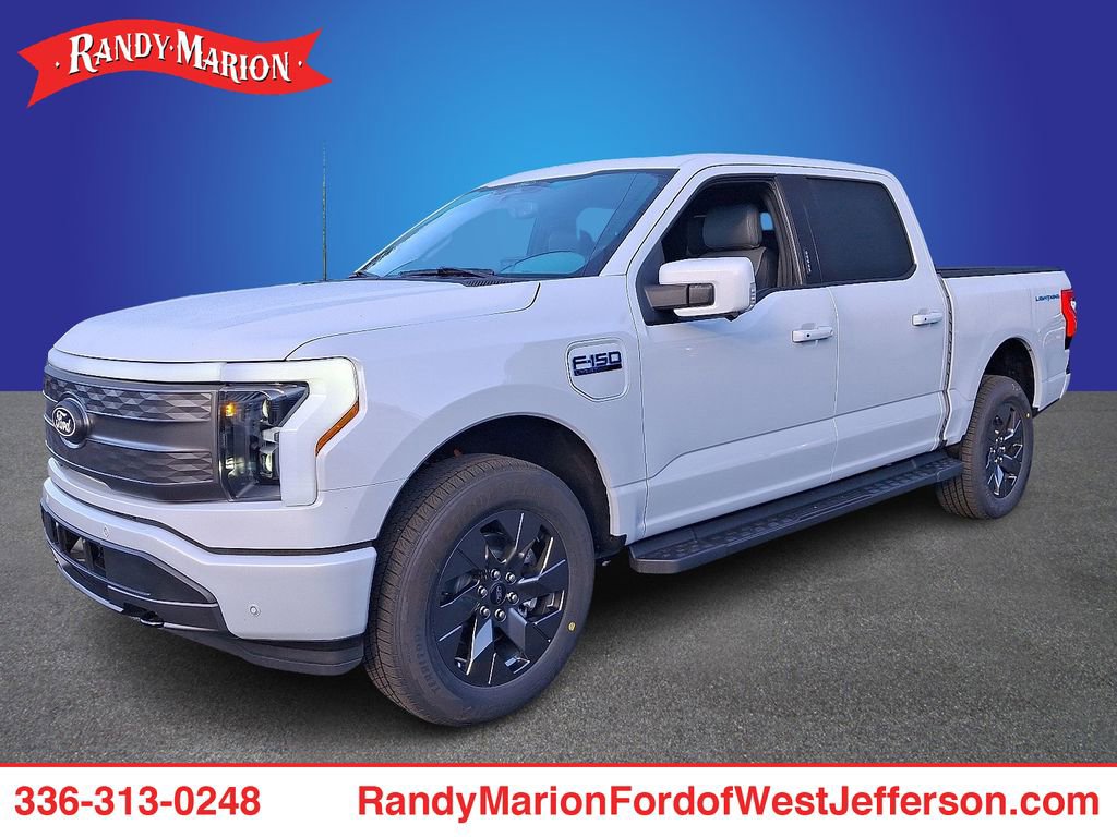 New 2025 Ford F150 Lightning Lariat