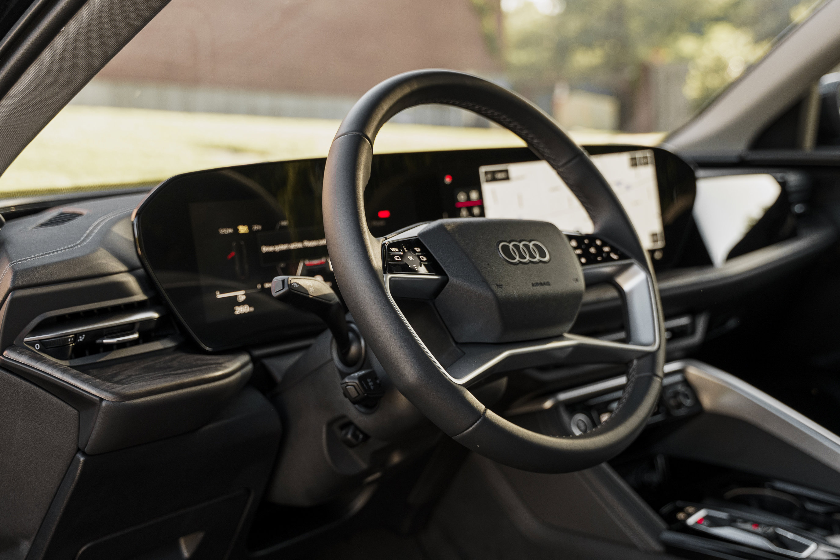 Certified 2025 Audi Q5 Premium Plus w/ Premium Plus AWD/4WD image 9