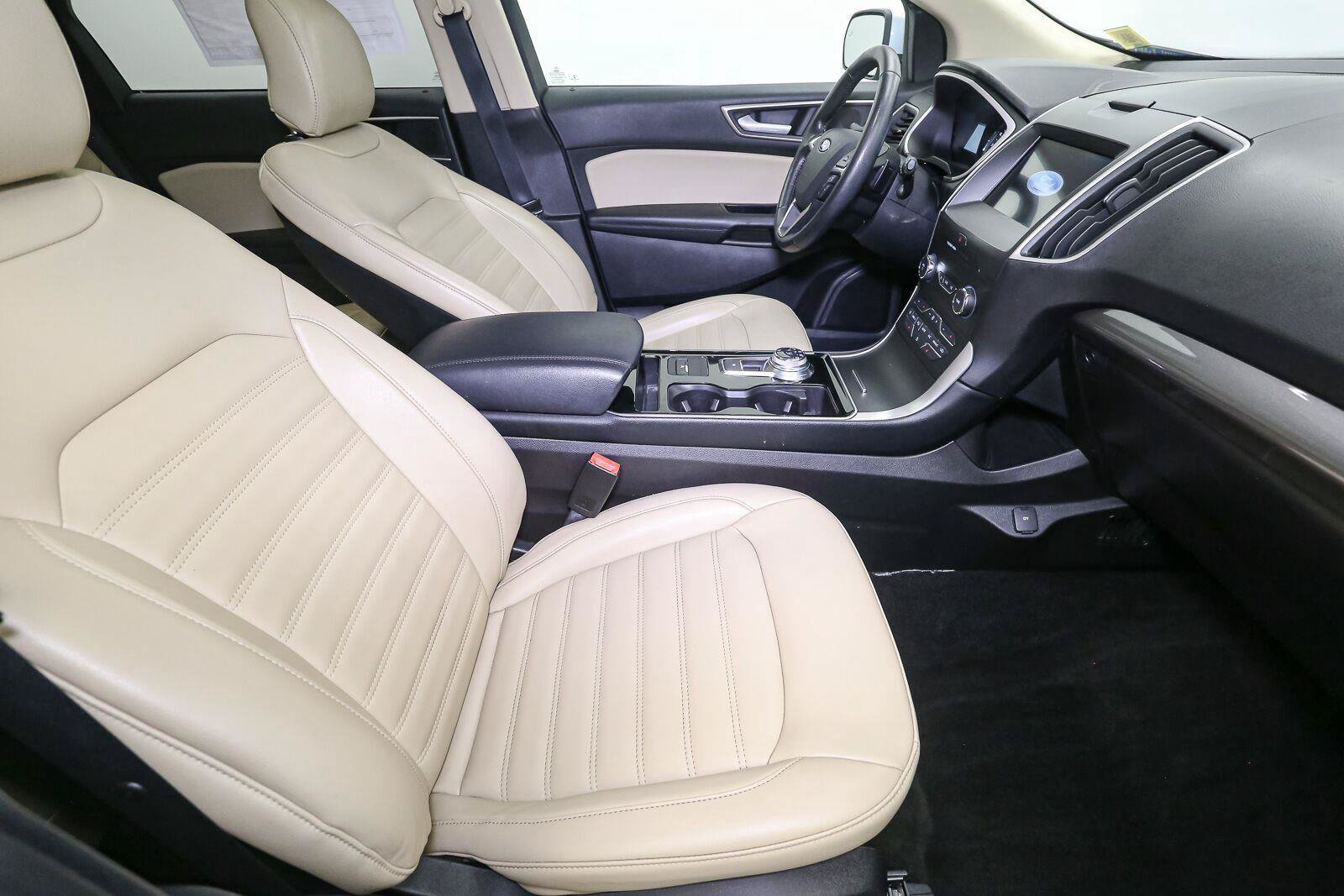 Used 2019 Ford Edge SEL w/ Equipment Group 201A AWD/4WD image 19