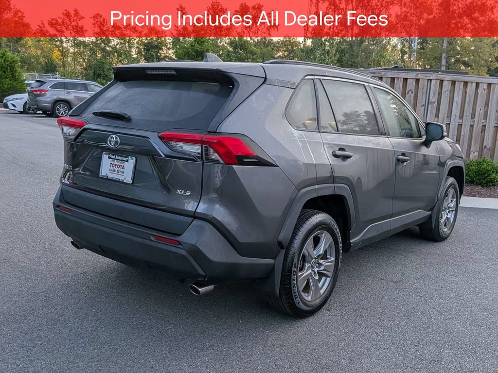 Used 2024 Toyota RAV4 XLE w/ Convenience Package FWD image 5