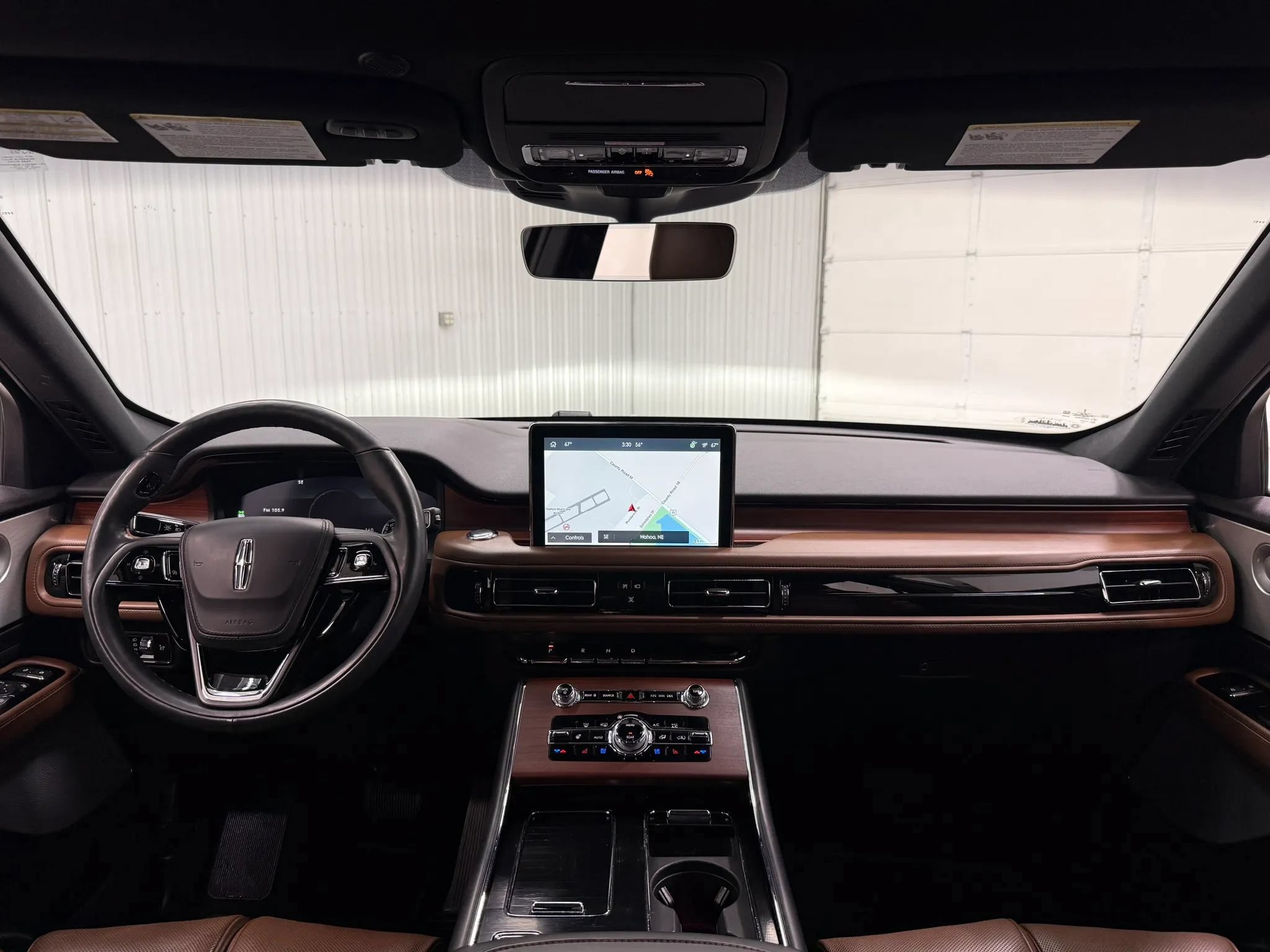 Used 2022 Lincoln Aviator Reserve w/ Equipment Group 201A AWD/4WD image 13