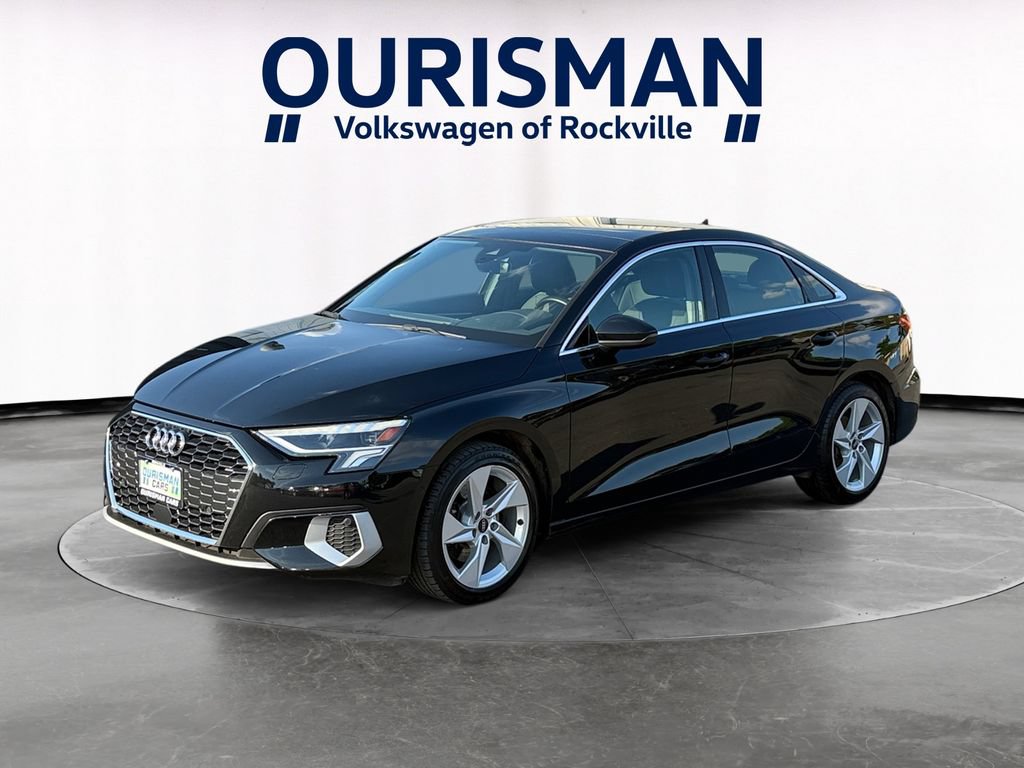 Used 2023 Audi A3 2.0T Premium Plus w/ Premium Plus Package FWD image 2