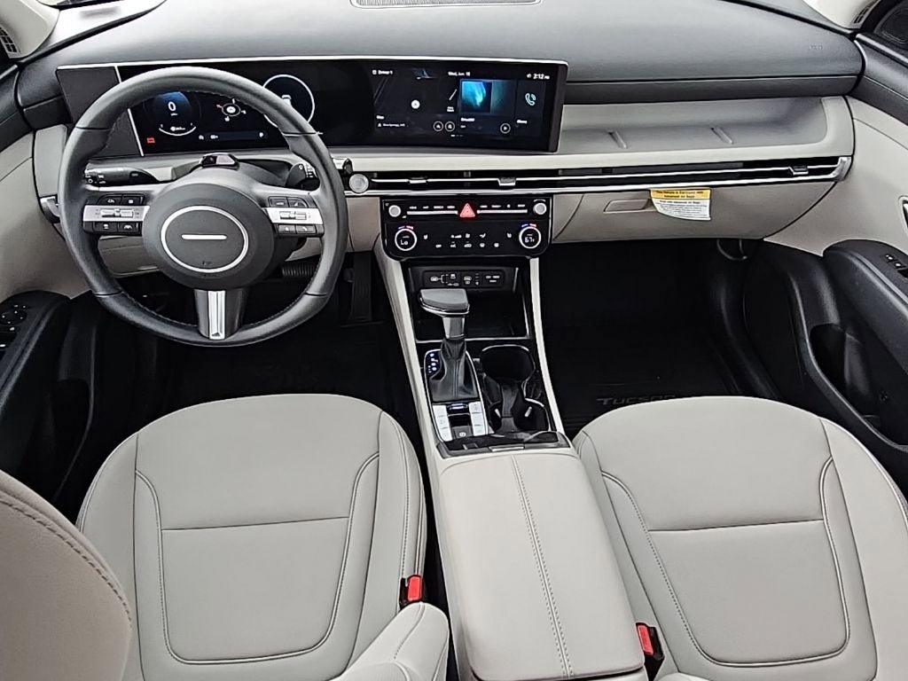 Used 2025 Hyundai Tucson SEL FWD image 28