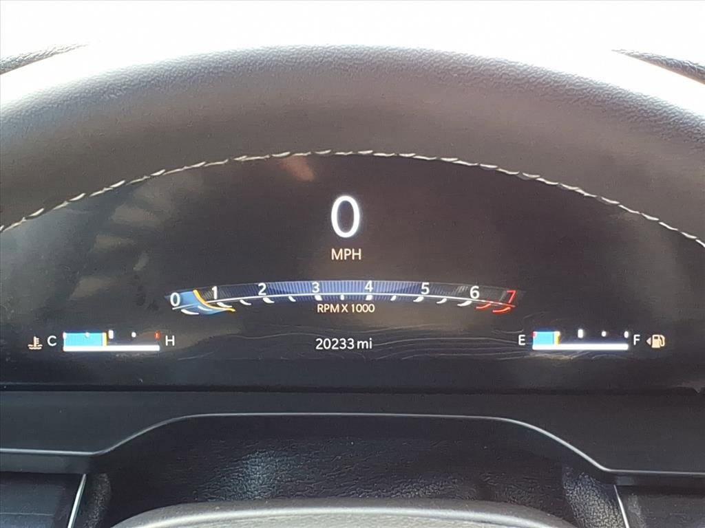 Used 2023 Jeep Grand Cherokee L Laredo image 21