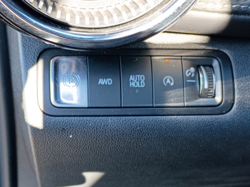 Used 2026 Chevrolet Equinox LT AWD/4WD image 21