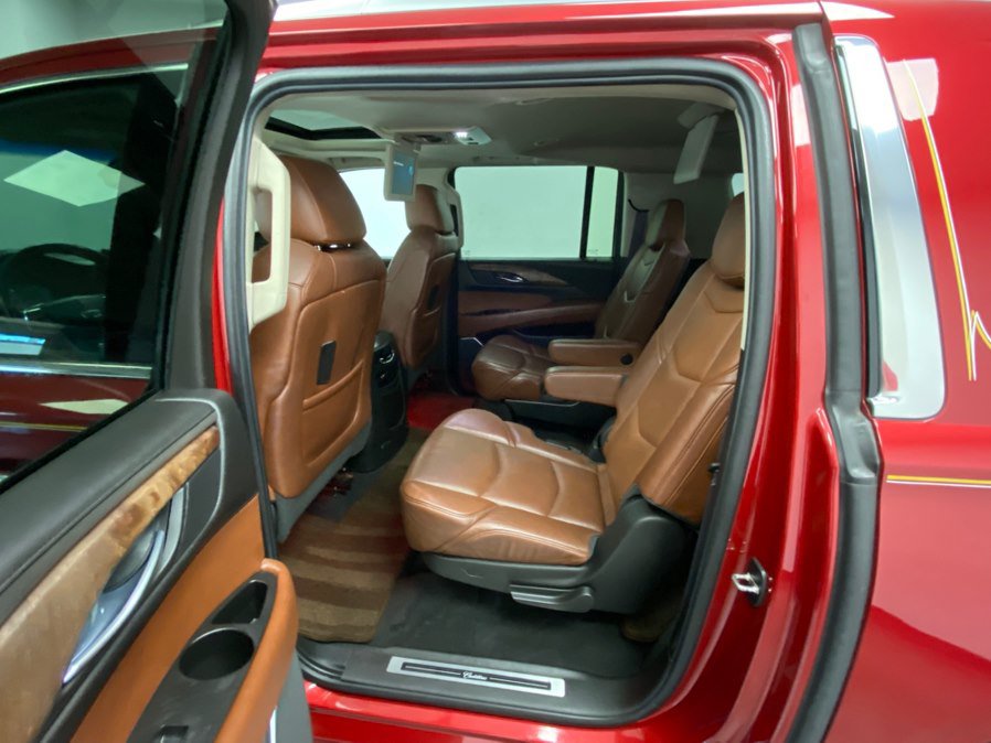 Used 2015 Cadillac Escalade ESV Premium AWD/4WD image 37