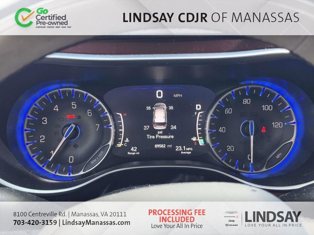 Used 2017 Chrysler Pacifica Limited w/ UConnect Theater Package image 11