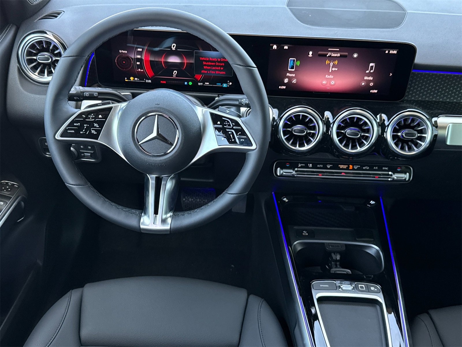 New 2025 Mercedes-Benz GLB 250 4MATIC image 15