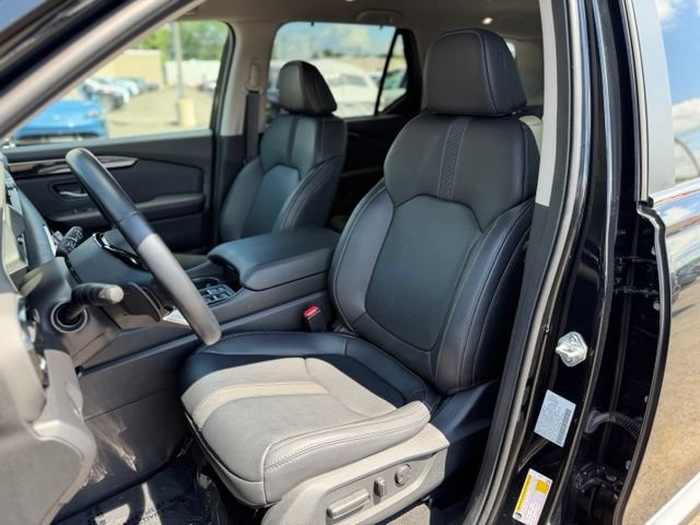 Used 2023 Honda Pilot EX-L image 16